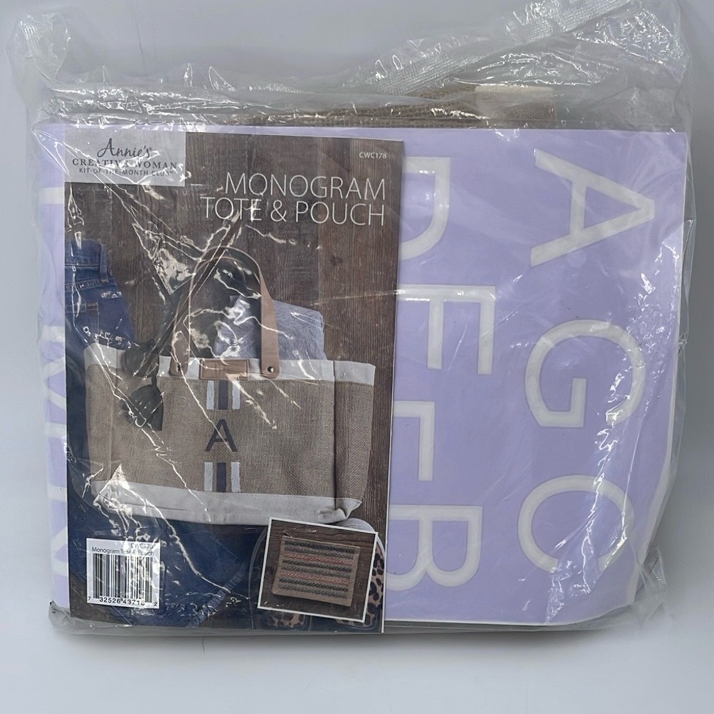 New Annies creative woman MONOGRAM TOTE&POUCH Kit of the Month Club